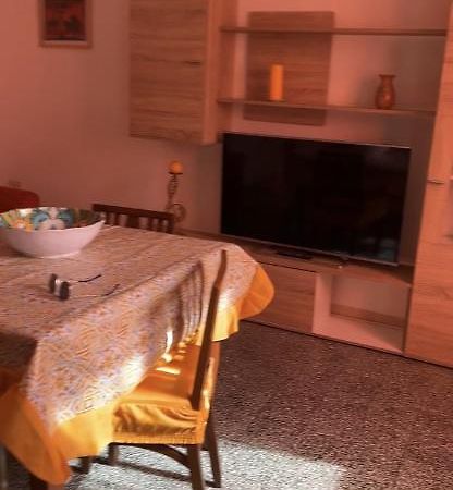 Handy San Benedetto Appartement Brindisi Buitenkant foto