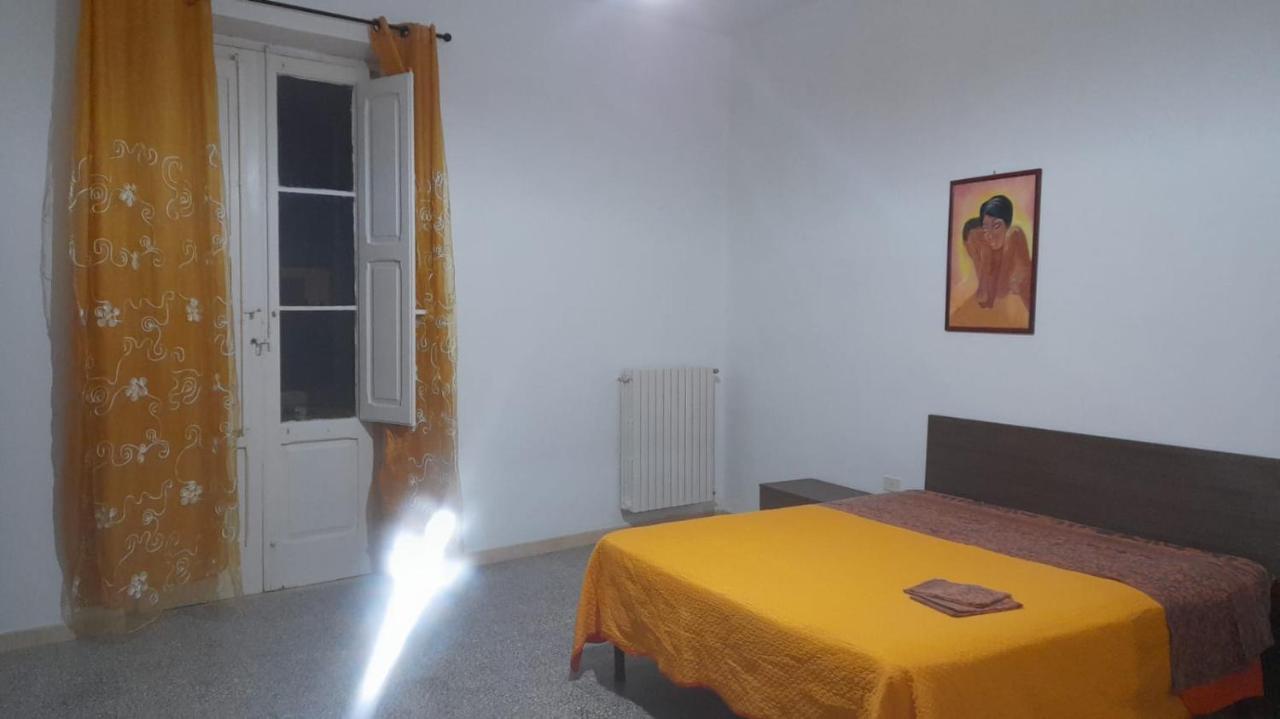 Handy San Benedetto Appartement Brindisi Buitenkant foto